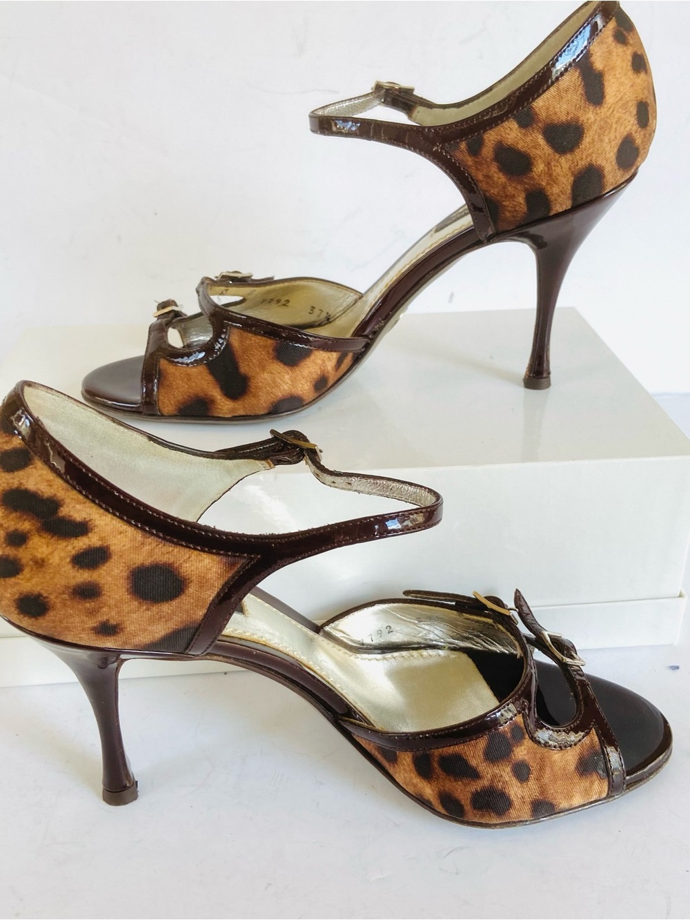 Dolce & Gabbana brown black animal print heels 37.5